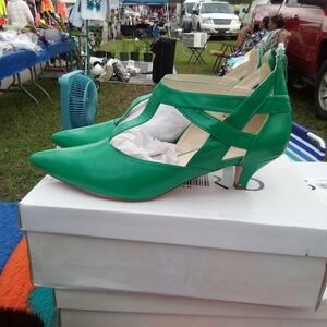 In the box lady shoes size 11